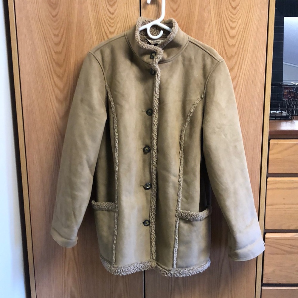LL Bean Faux Fur Tan Jacket Polyester 100% Acrylic 80% Polyester 20%